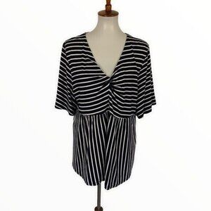 Suzanne Betro Striped Twist Front V Neck Short Sleeve Flowy Tunic Top 2X Blue